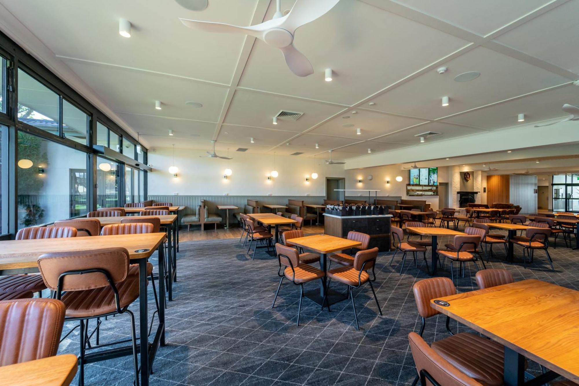 Lakeview Hotel Motel Shellharbour Exterior photo