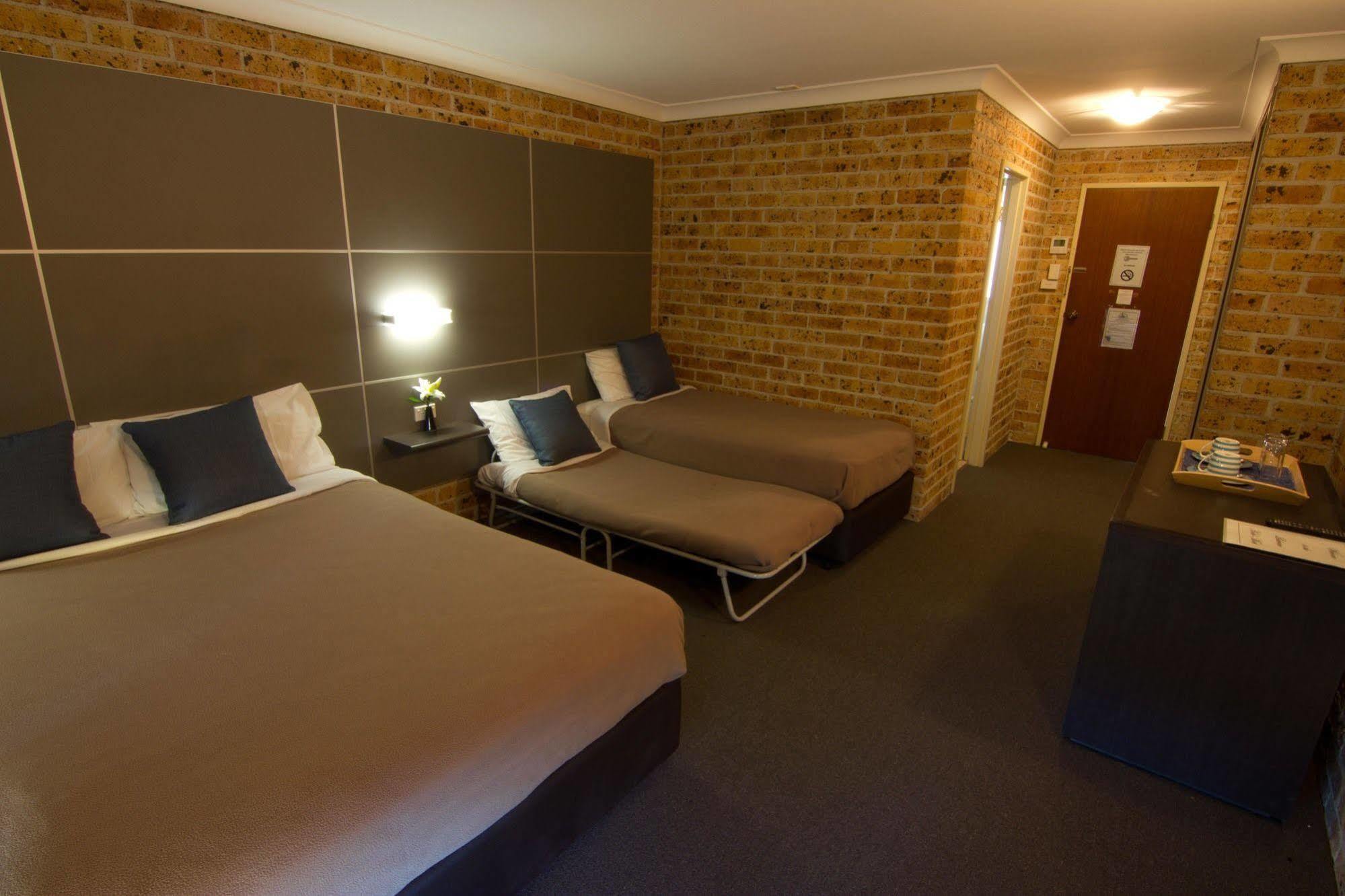 Lakeview Hotel Motel Shellharbour Exterior photo
