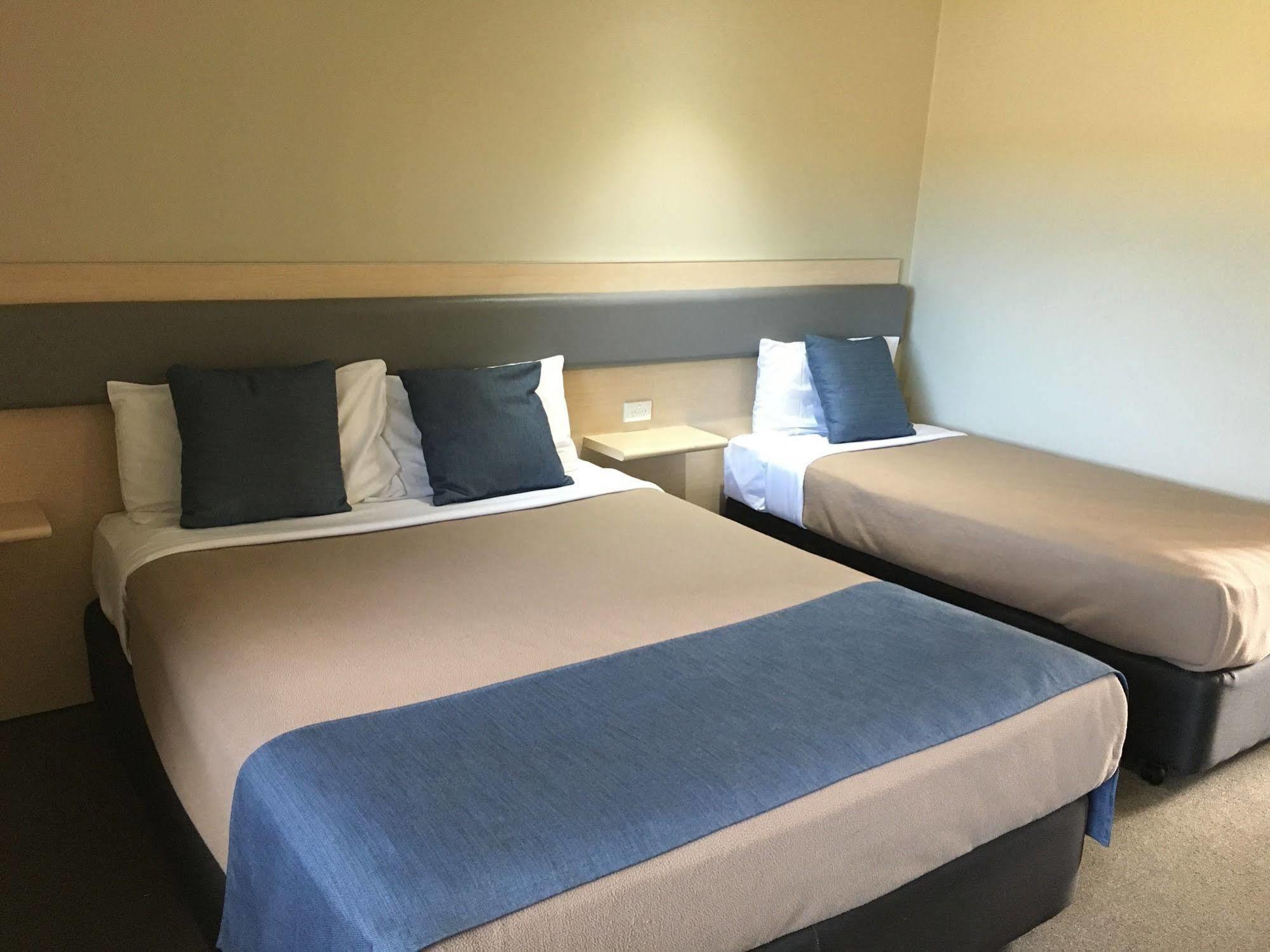 Lakeview Hotel Motel Shellharbour Exterior photo