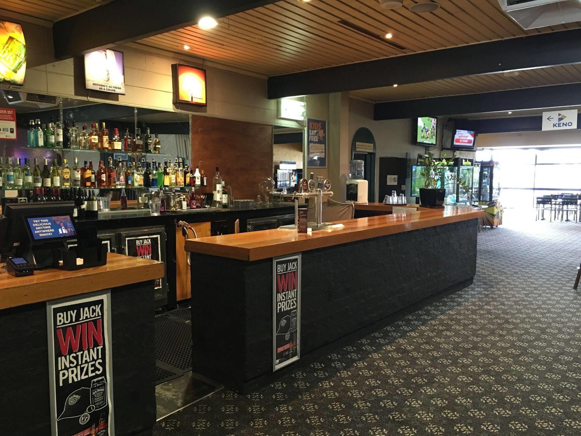 Lakeview Hotel Motel Shellharbour Exterior photo