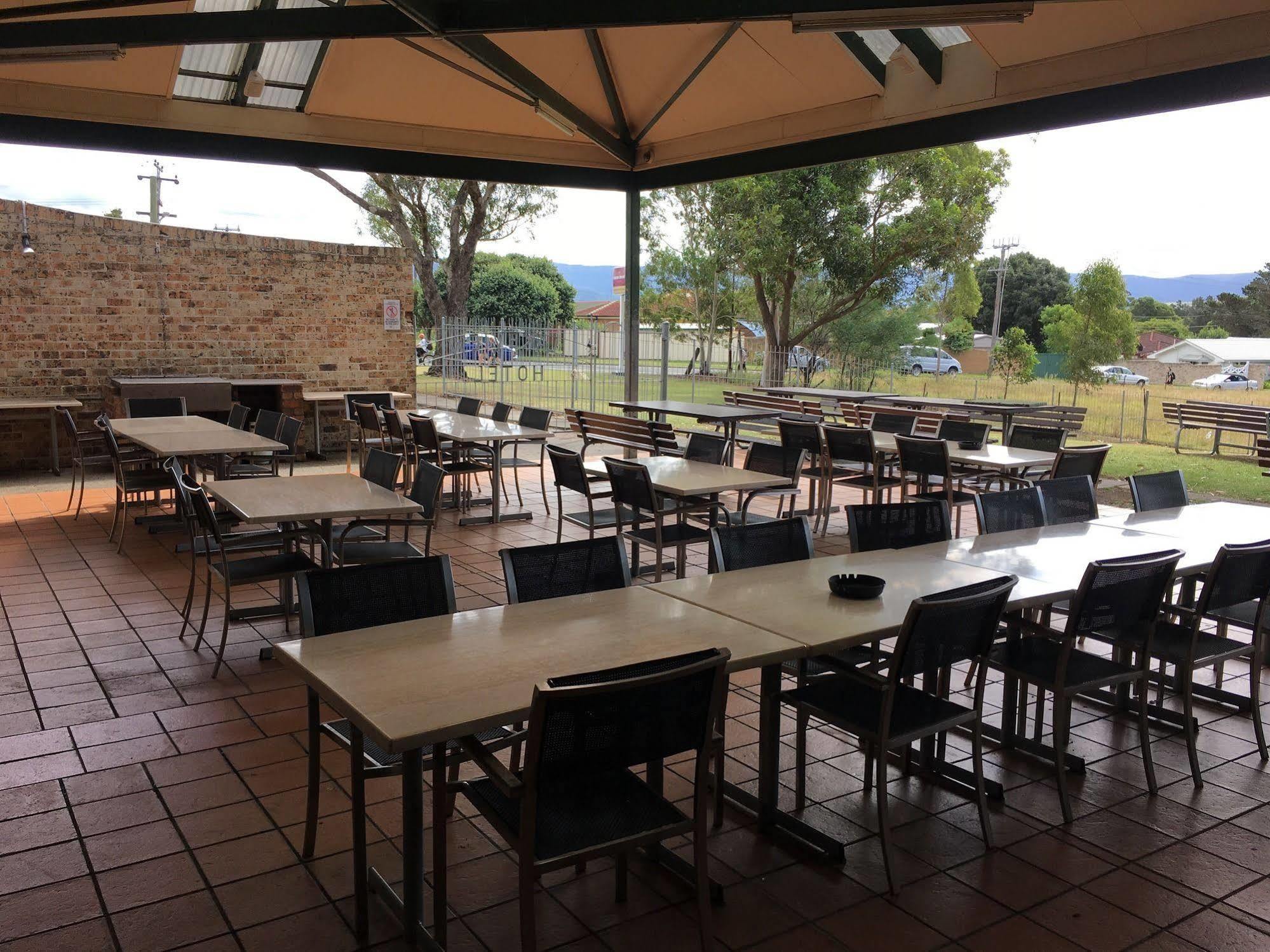 Lakeview Hotel Motel Shellharbour Exterior photo